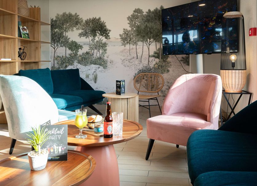 Lounge Photo