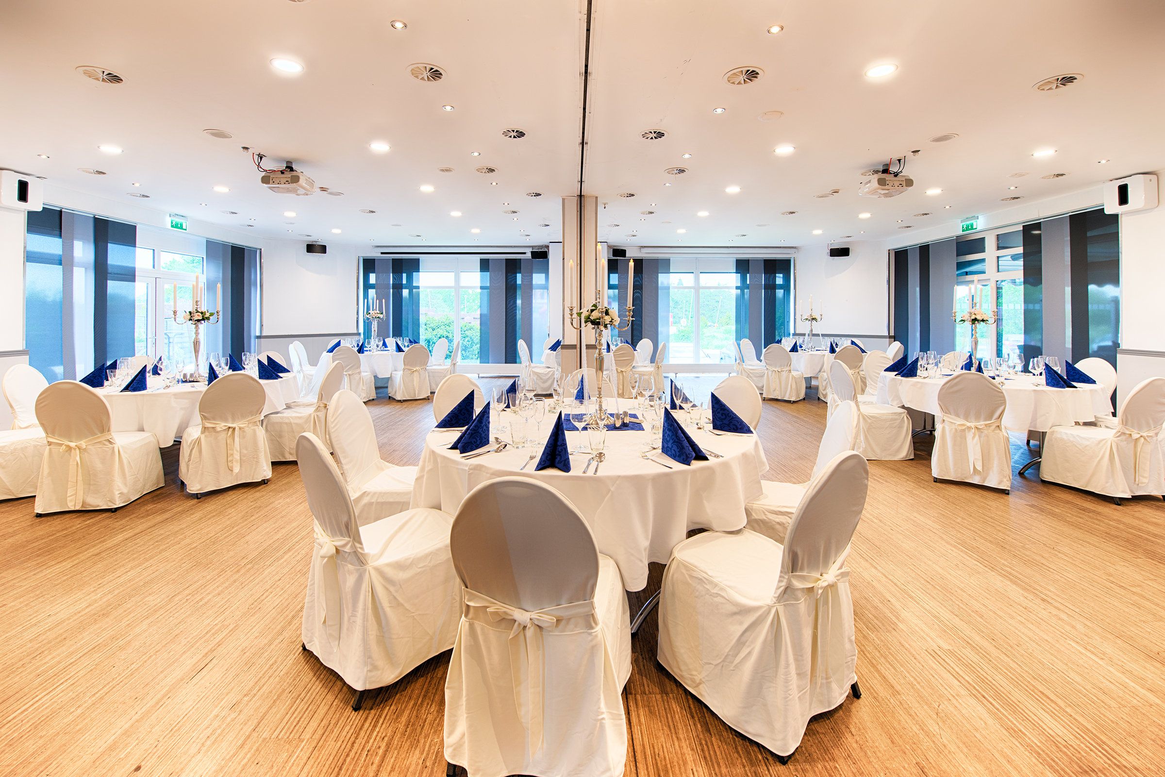 Banquet hall