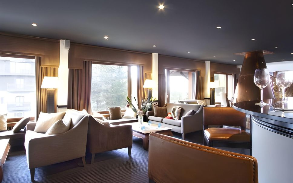 Lounge Photo
