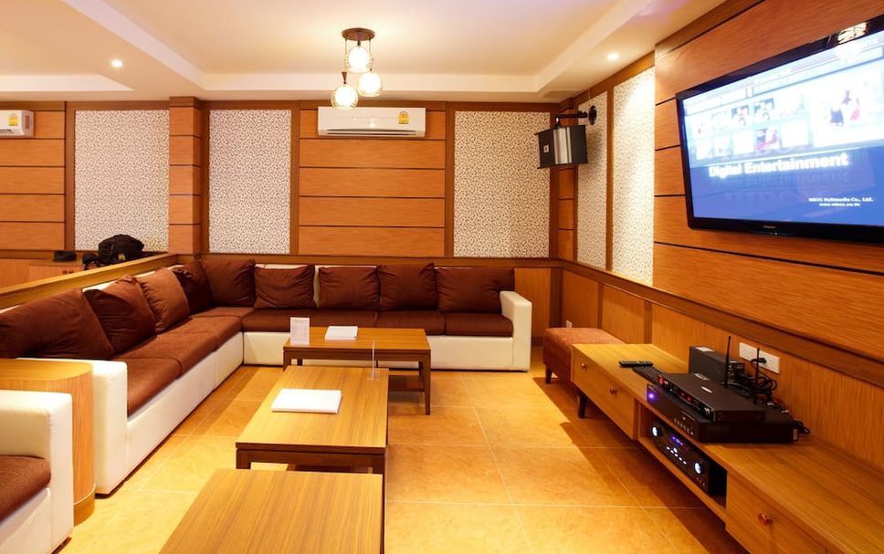 Lounge Photo