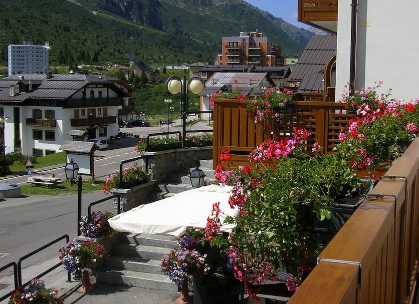Balcony Photo
