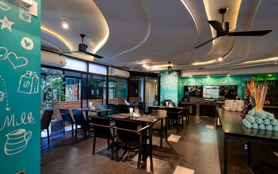 Restaurant Photo