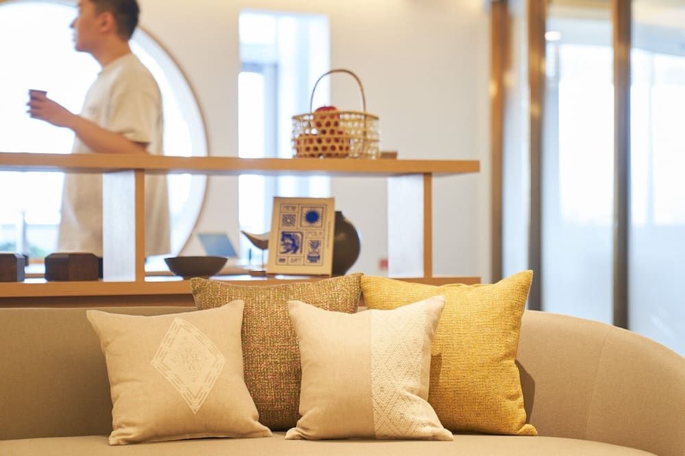 Room amenity