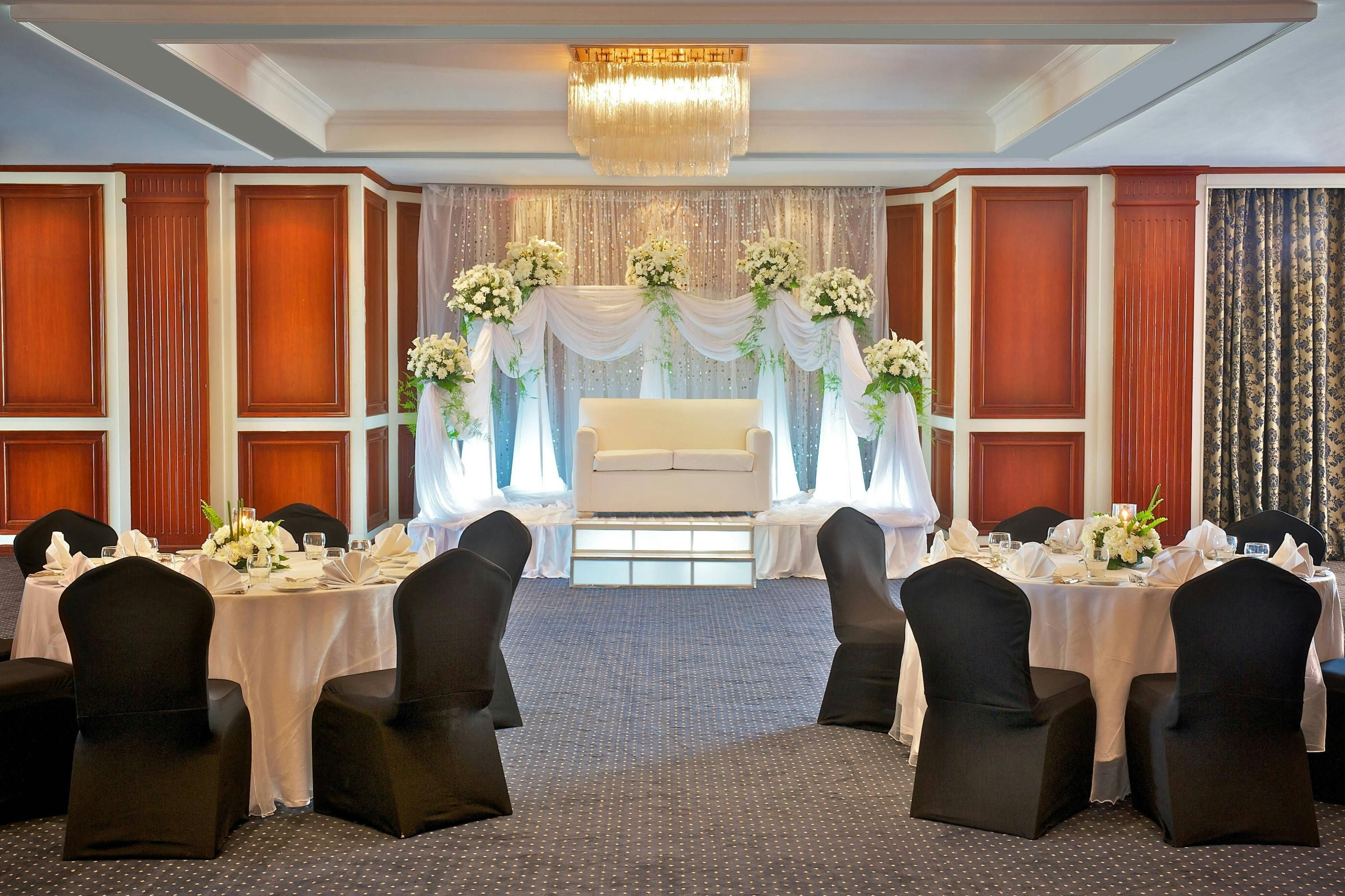 Banquet hall