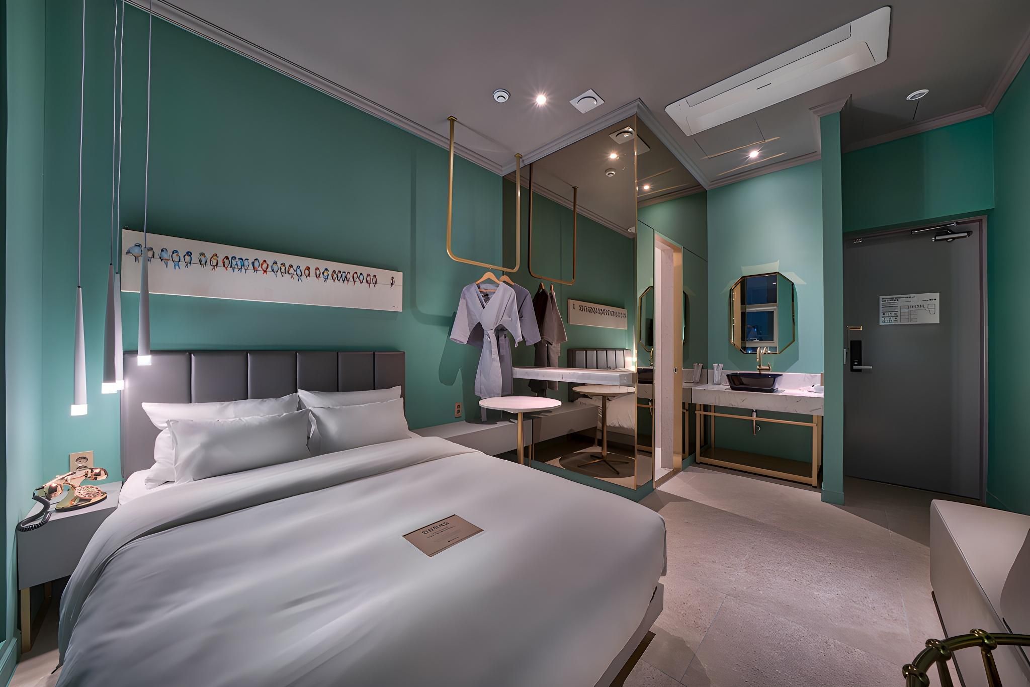 Bedroom