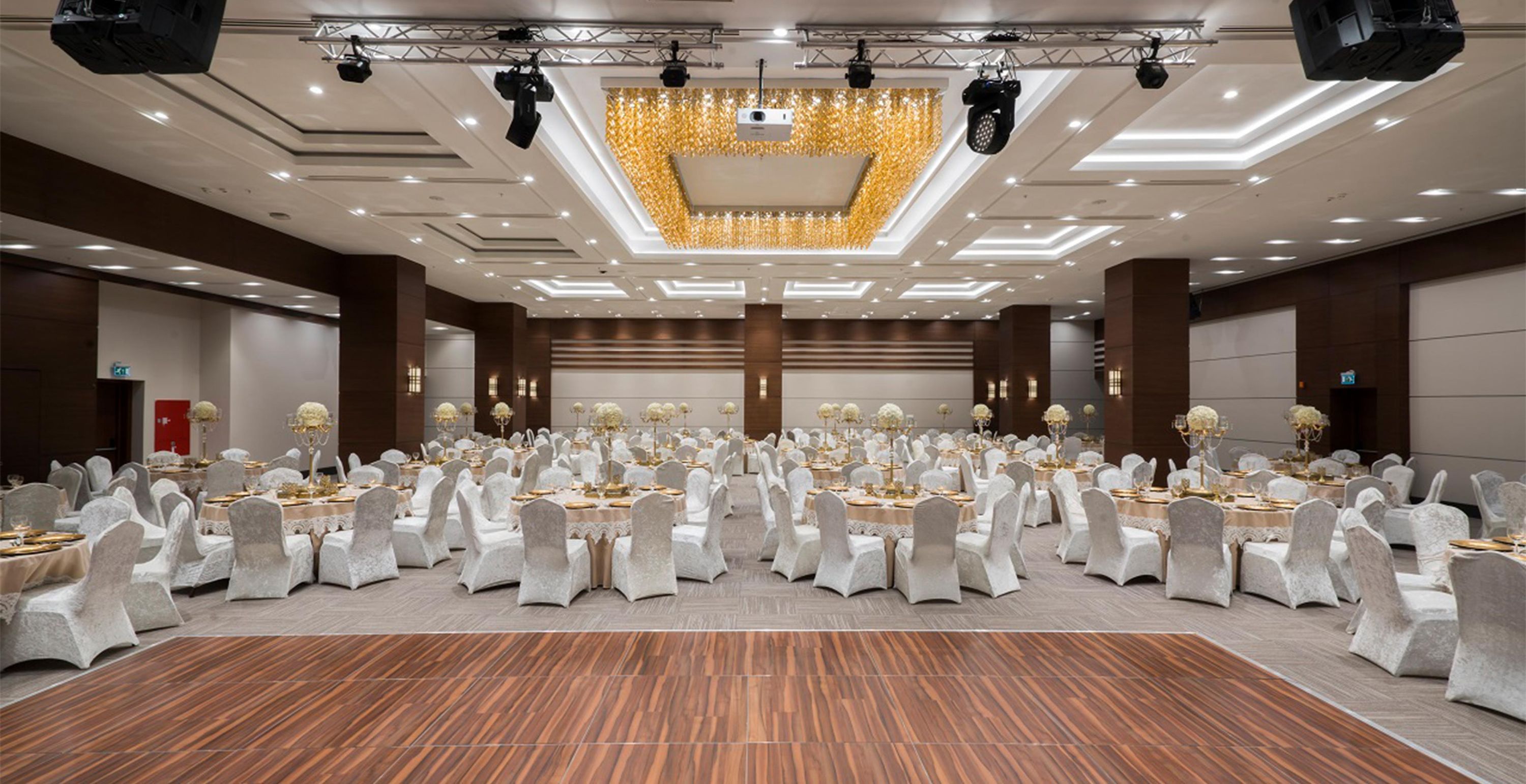 Banquet hall