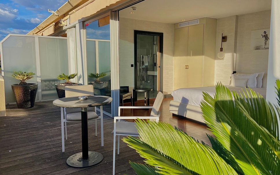 Balcony Photo