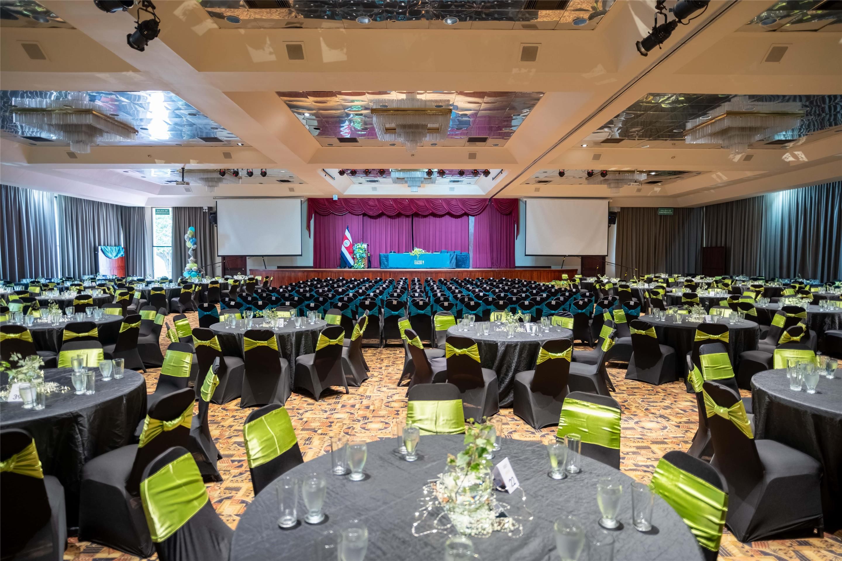 Banquet hall