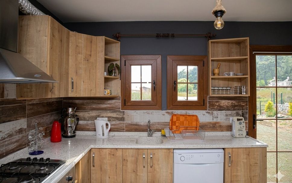 Kitchen Photo
