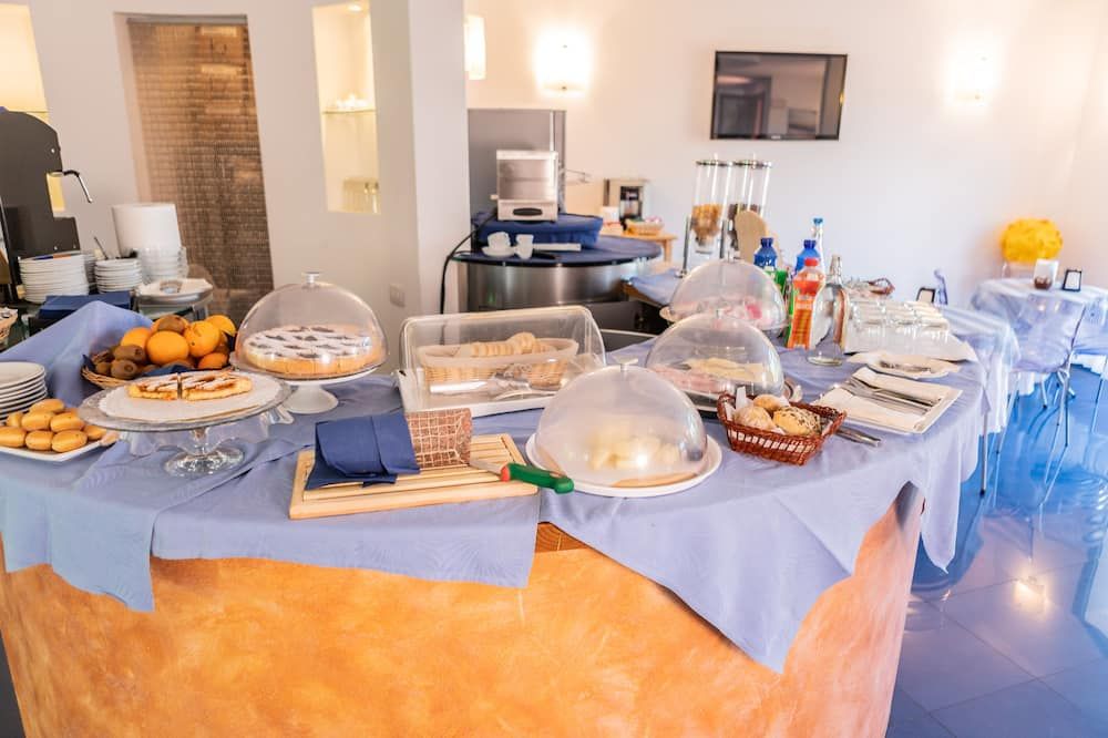 Buffet Photo