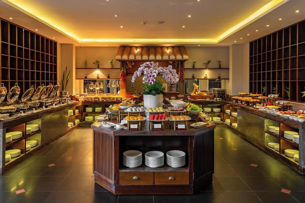 Buffet Photo