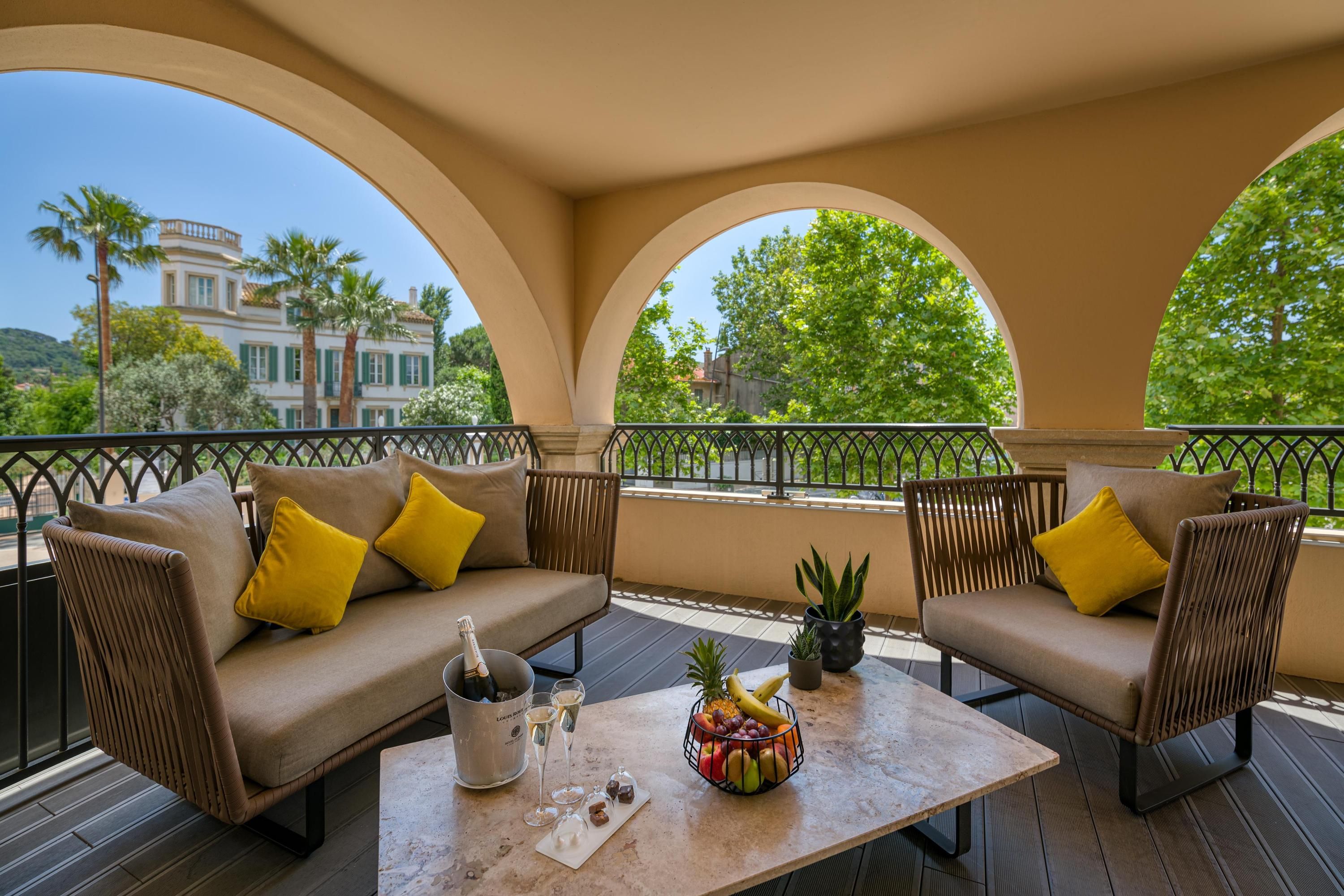 Balcony Photo