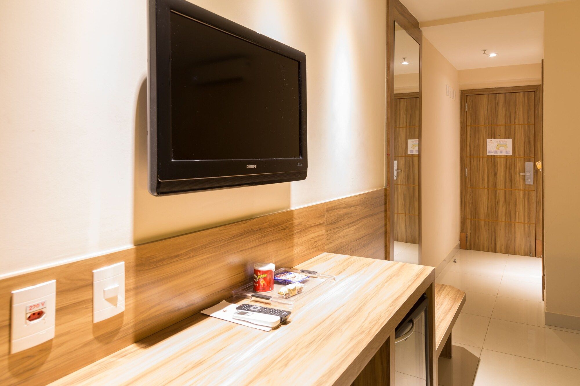 Room amenity
