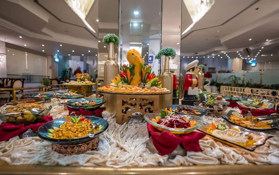 Buffet Photo