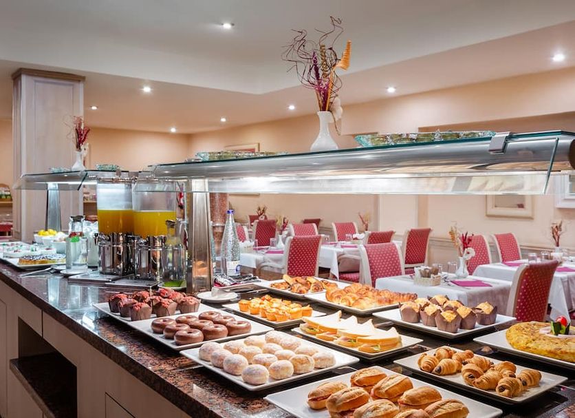Buffet Photo