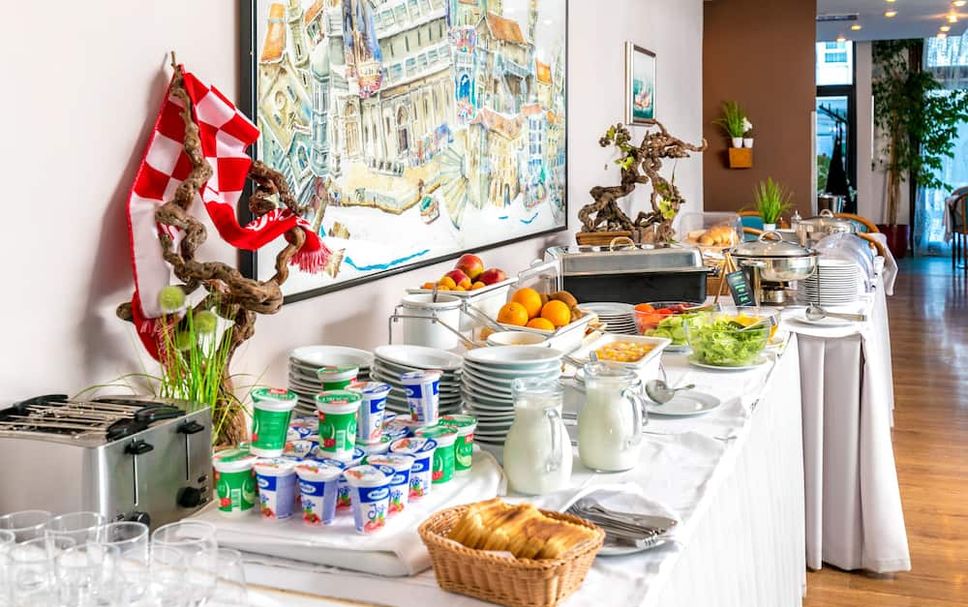 Buffet Photo