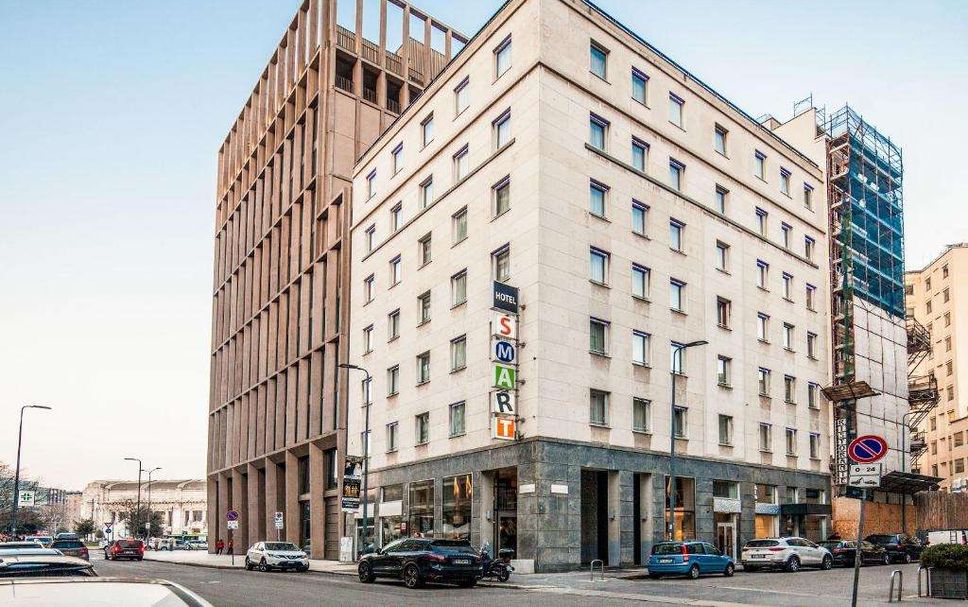 Building Photo