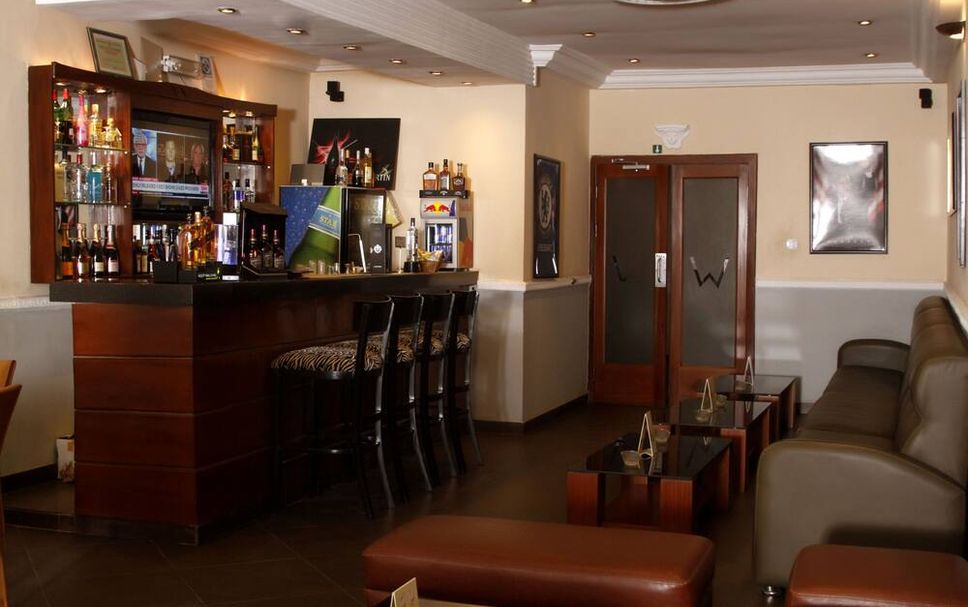 Bar Photo