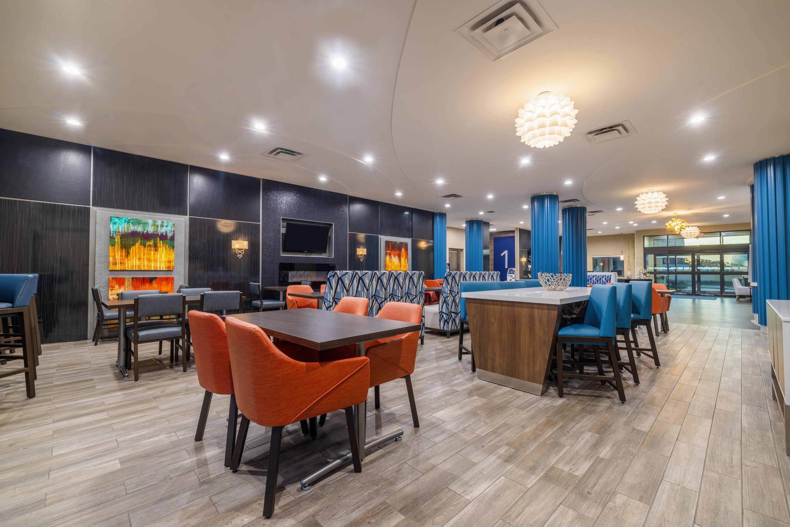 Restaurant Photo
