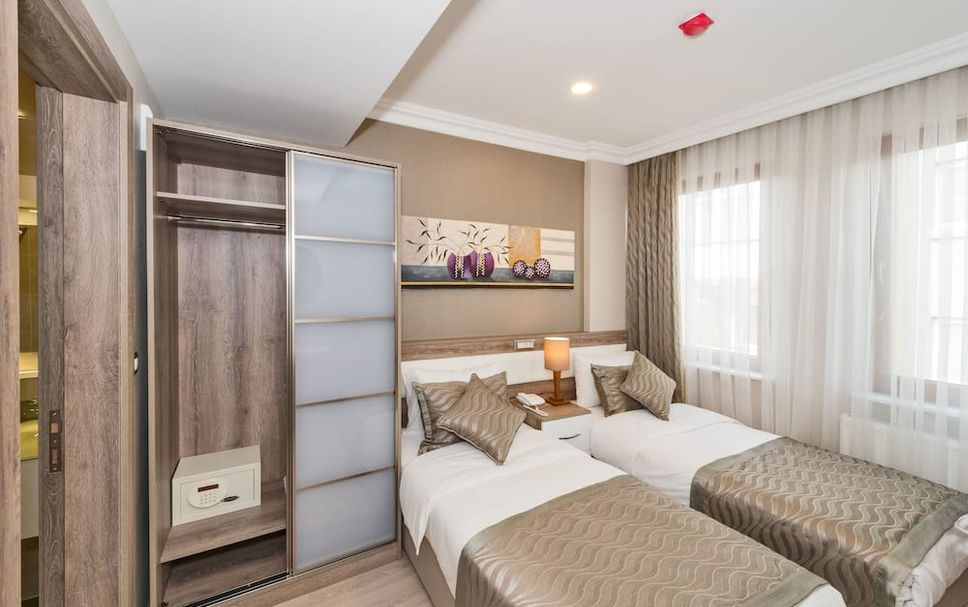 Bedroom Photo