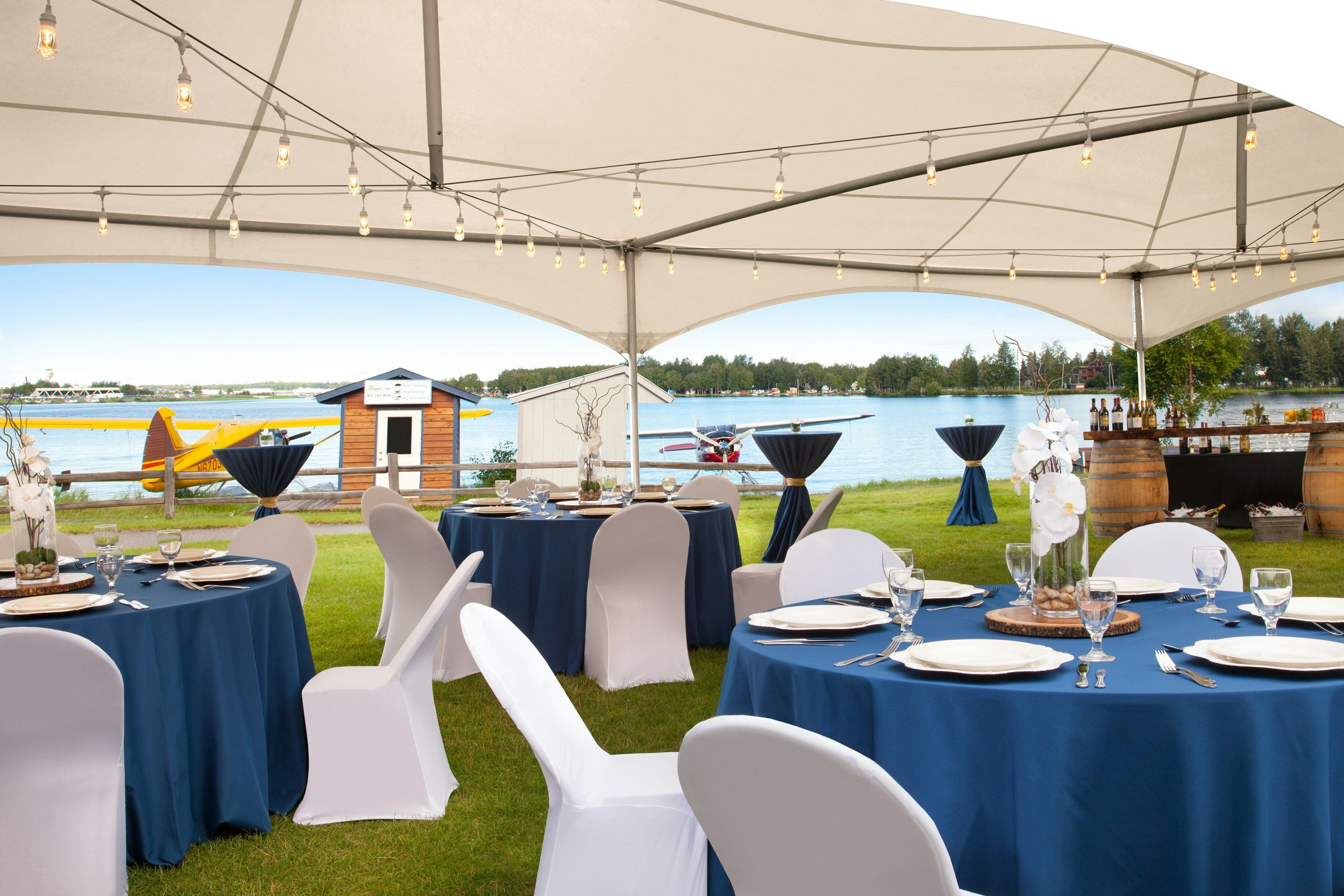Banquet hall