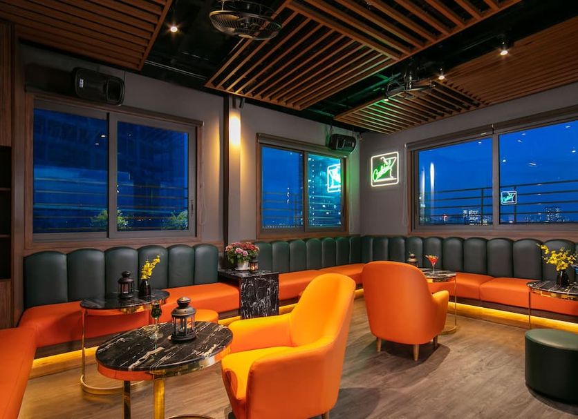 Lounge Photo