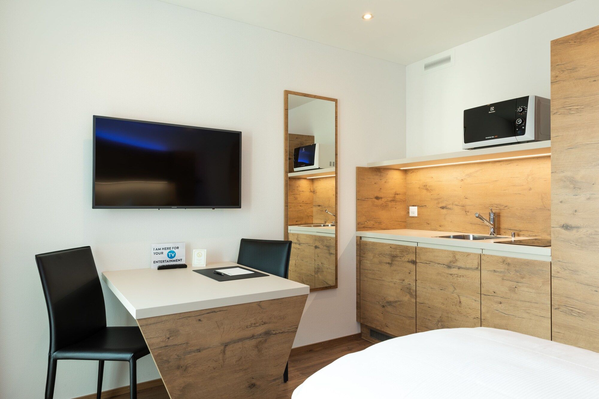 Room amenity