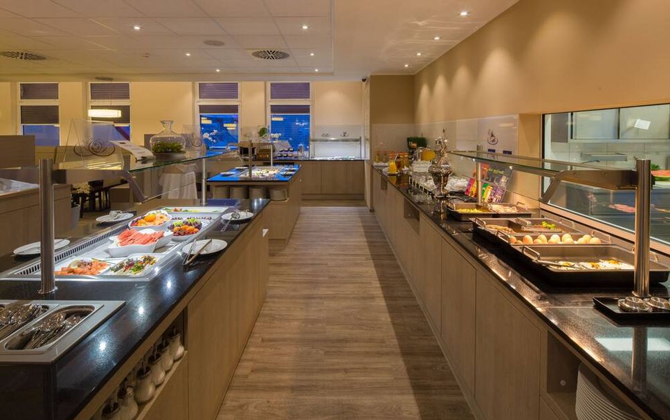 Buffet Photo