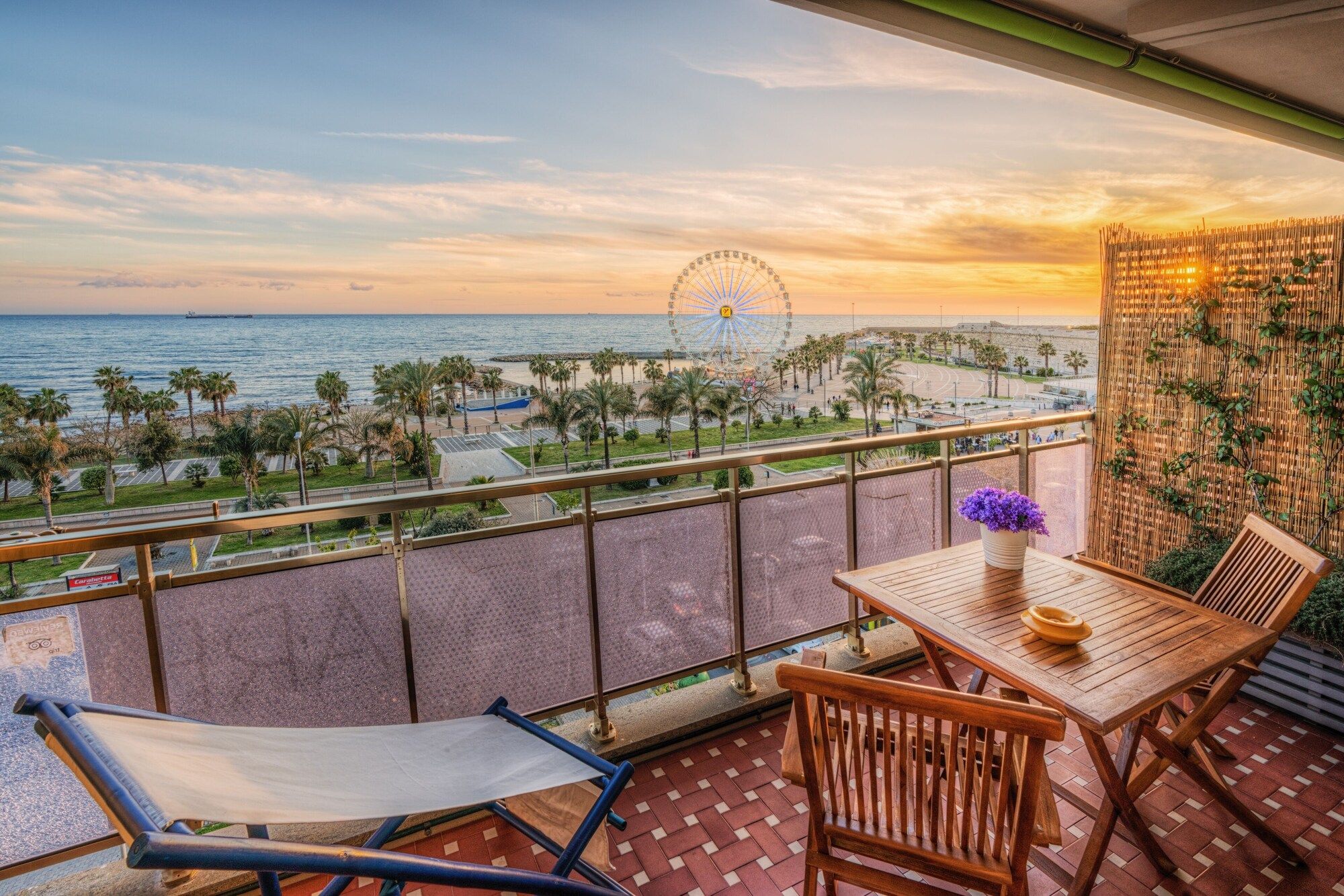 Balcony Photo
