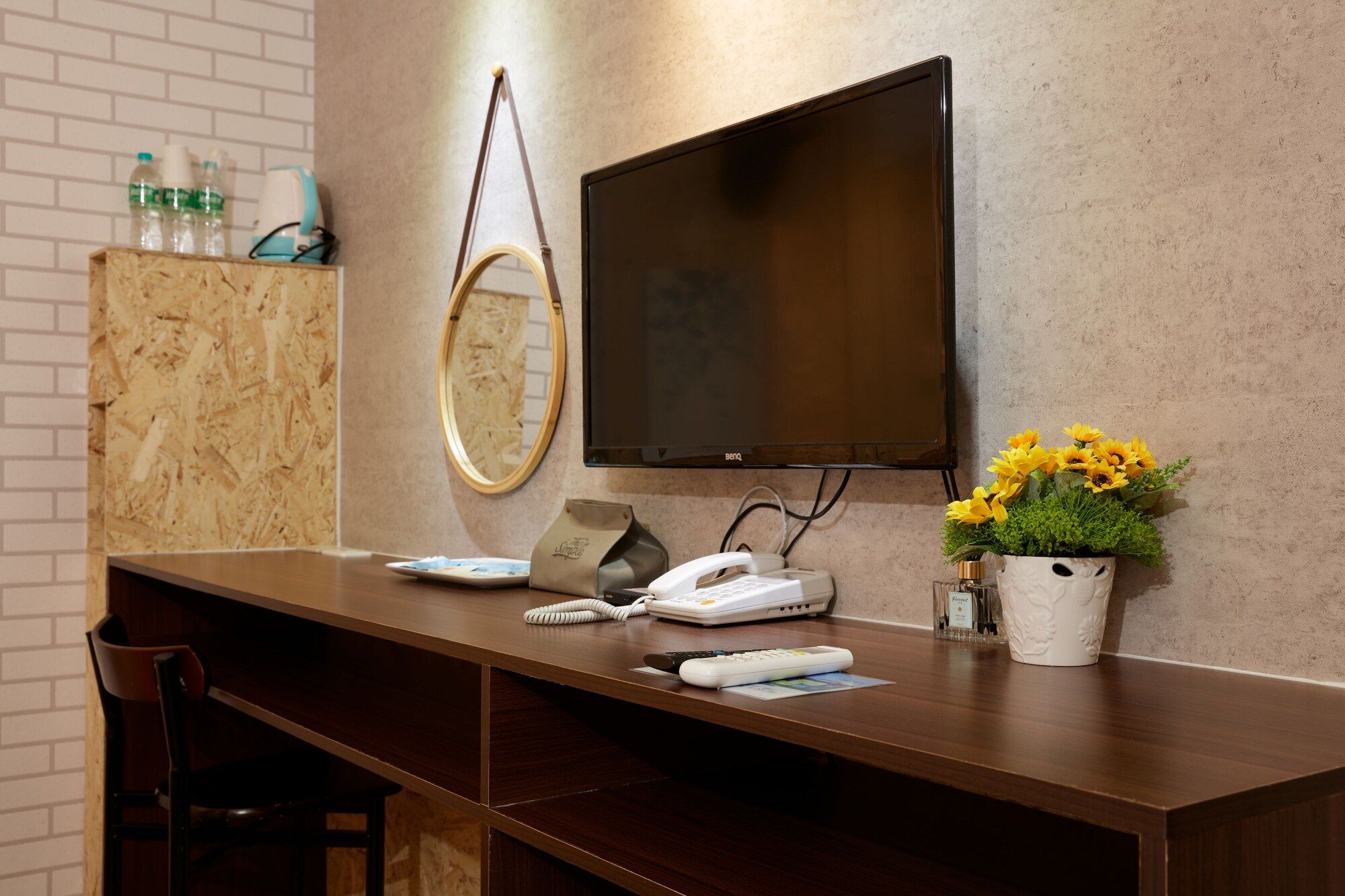 Room amenity