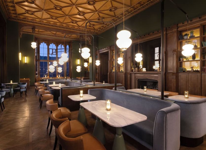 Restaurant Photo