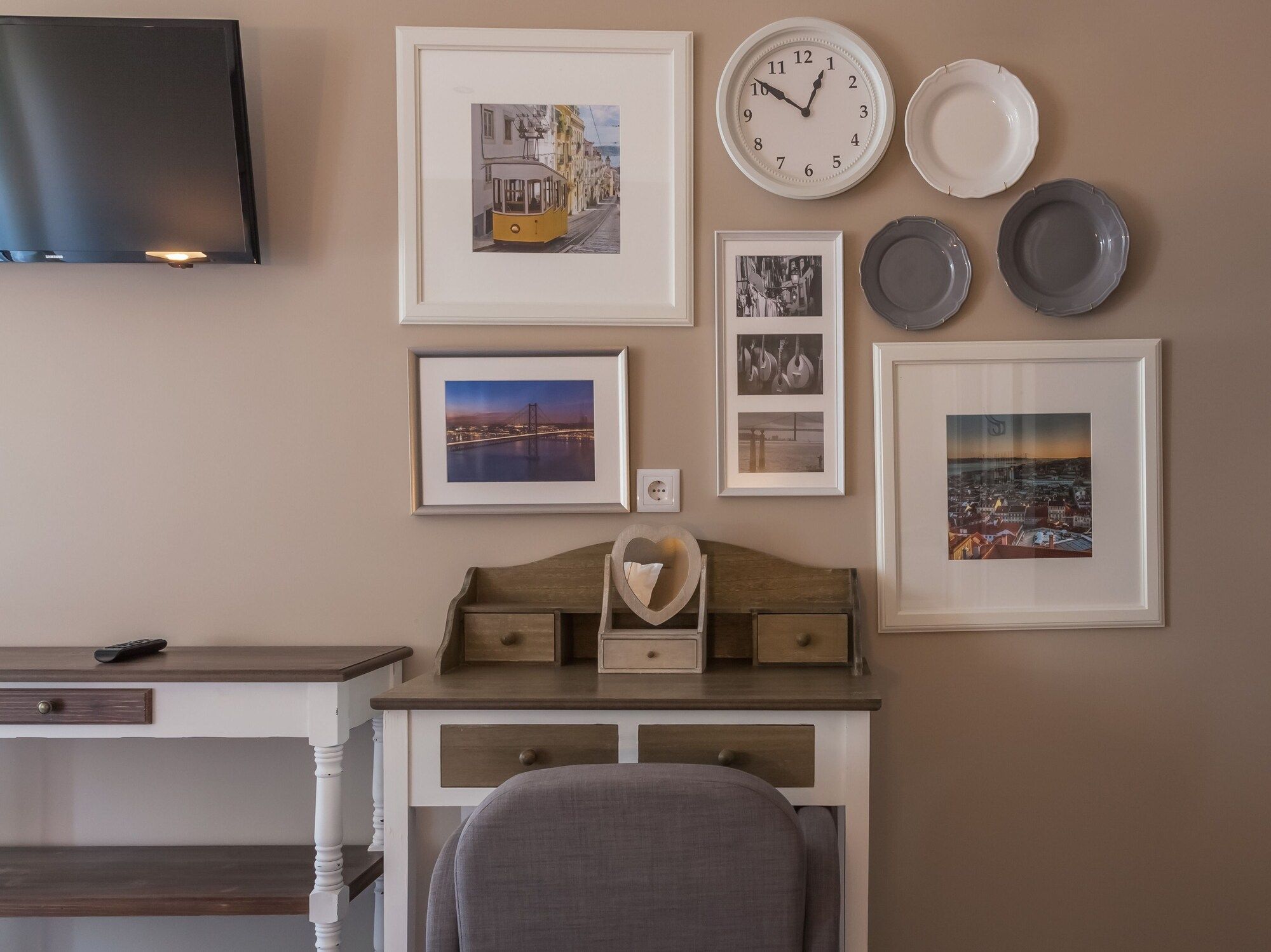 Room amenity