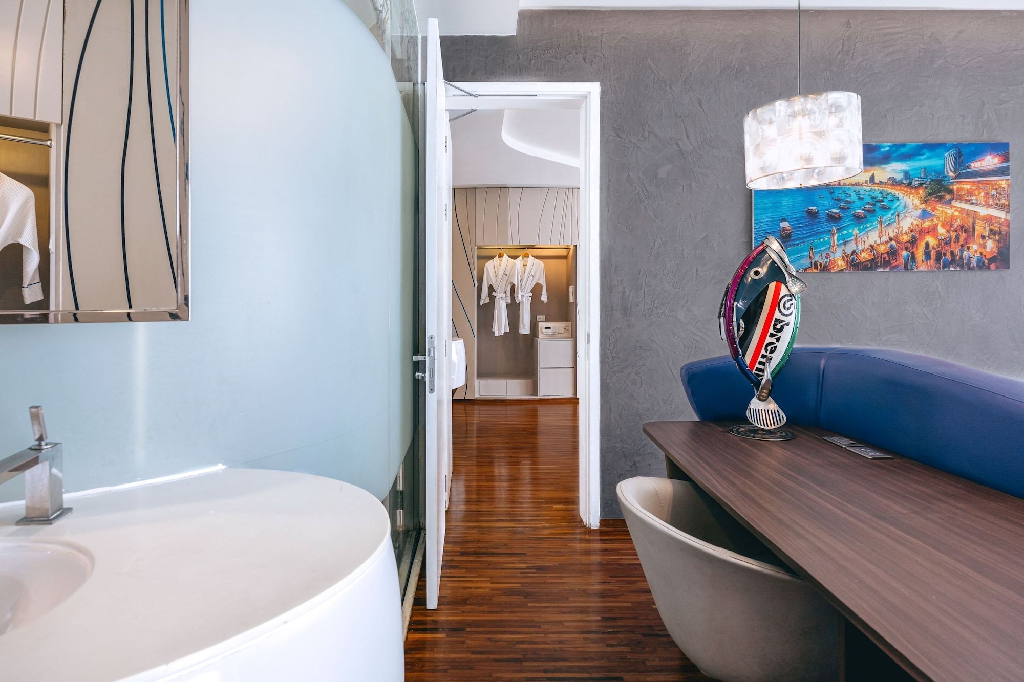 Room amenity