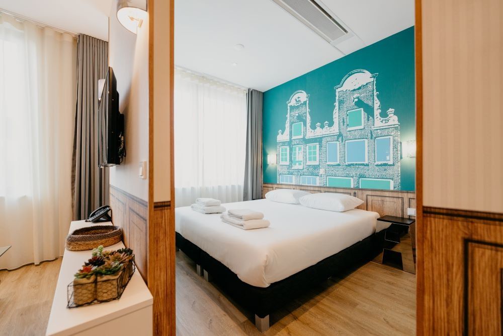 Hotel amenity