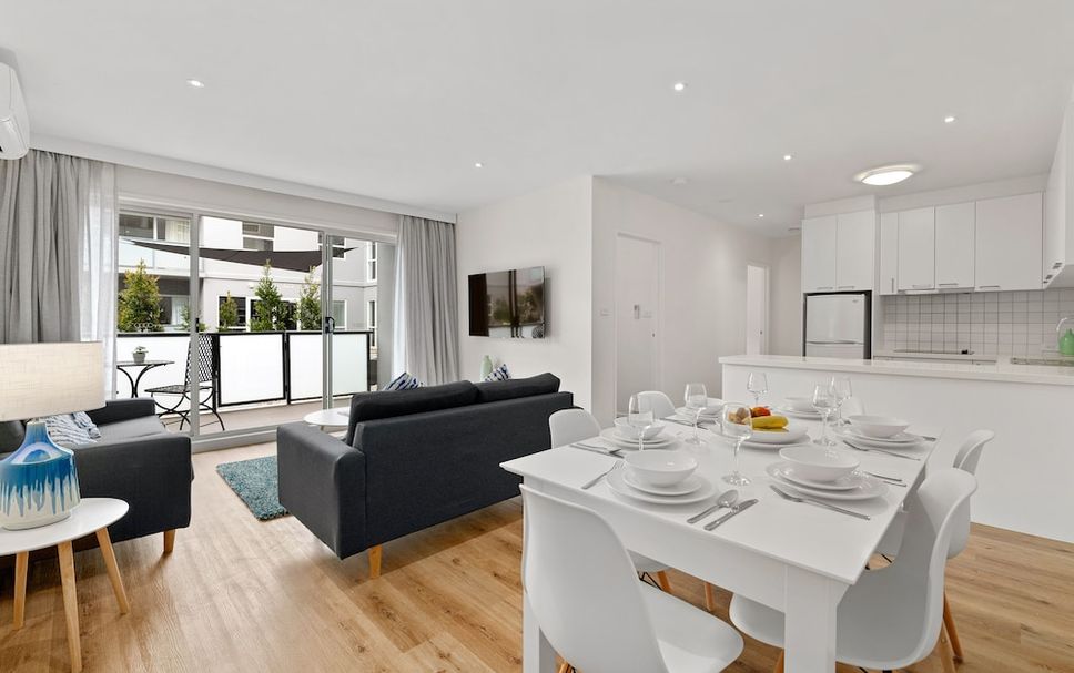 Dining room Photo
