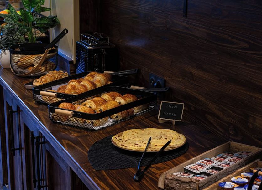 Buffet Photo
