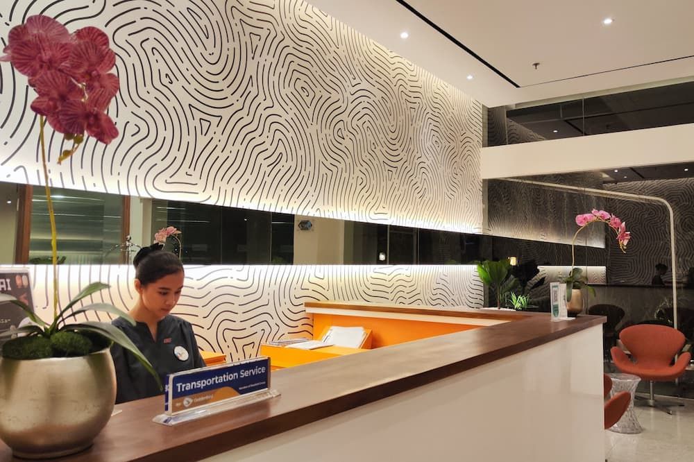 Front desk Photo