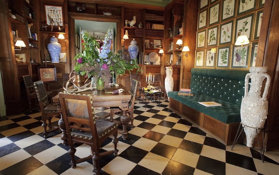 Dining room Photo