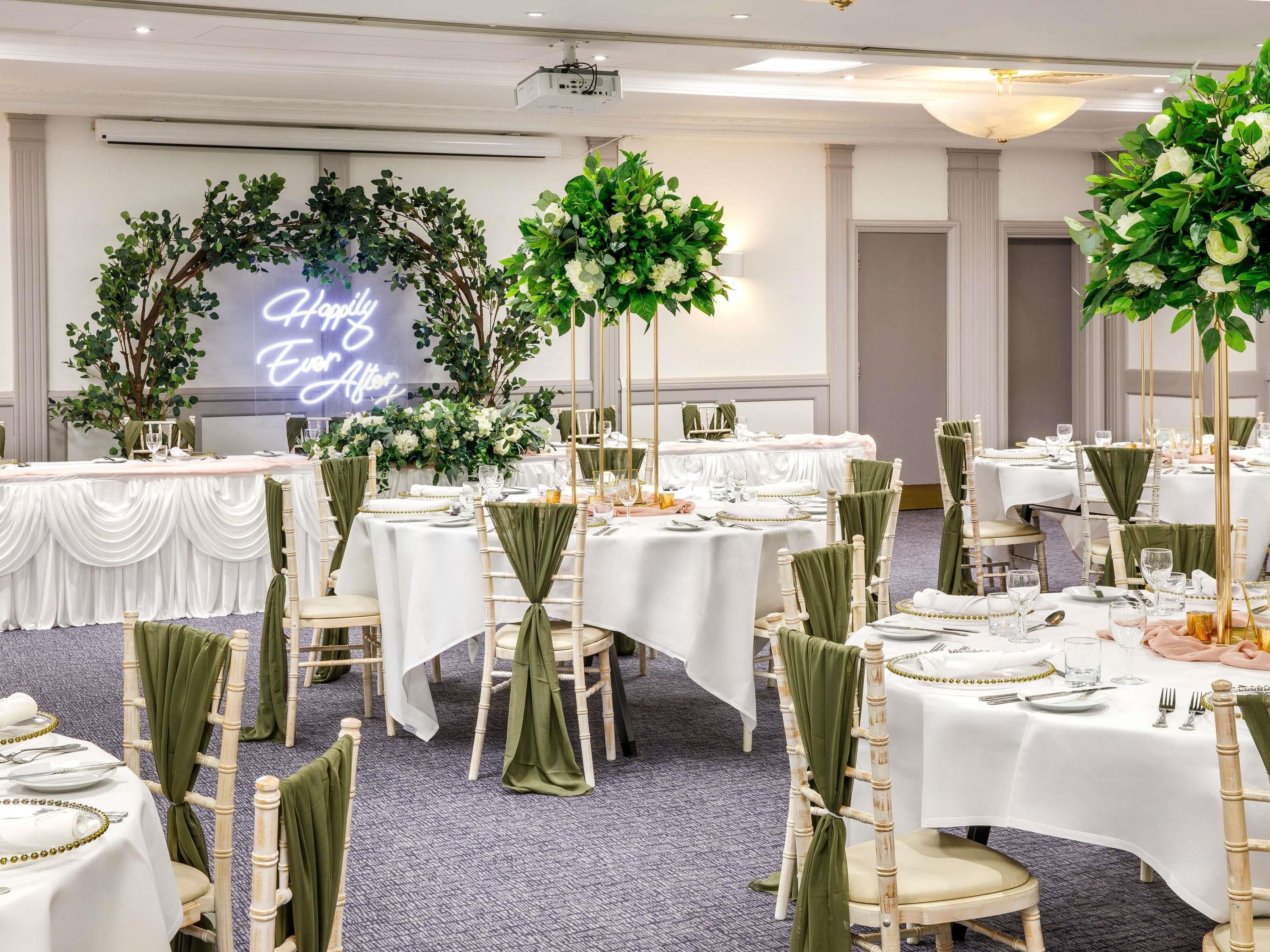 Banquet hall