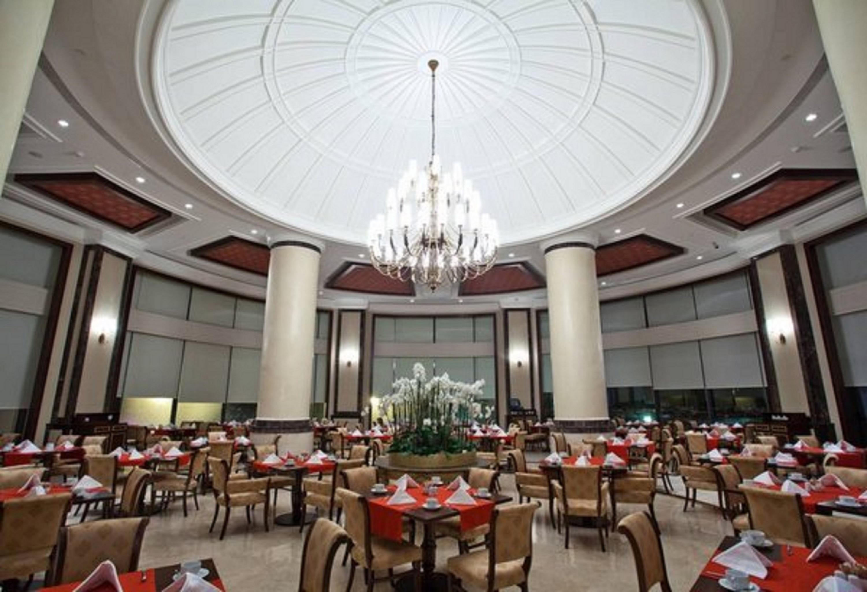 Banquet hall