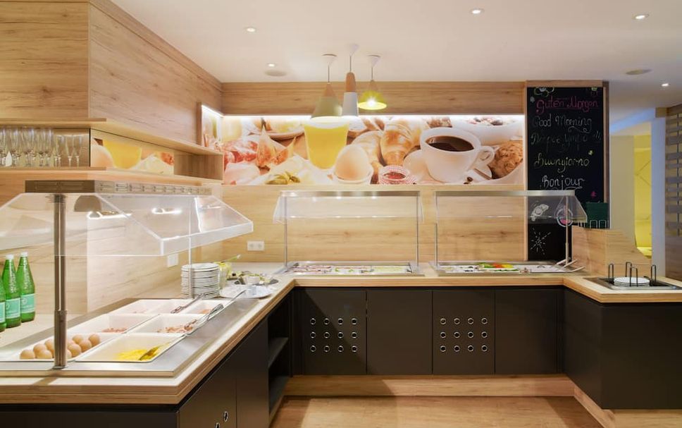 Kitchen Photo
