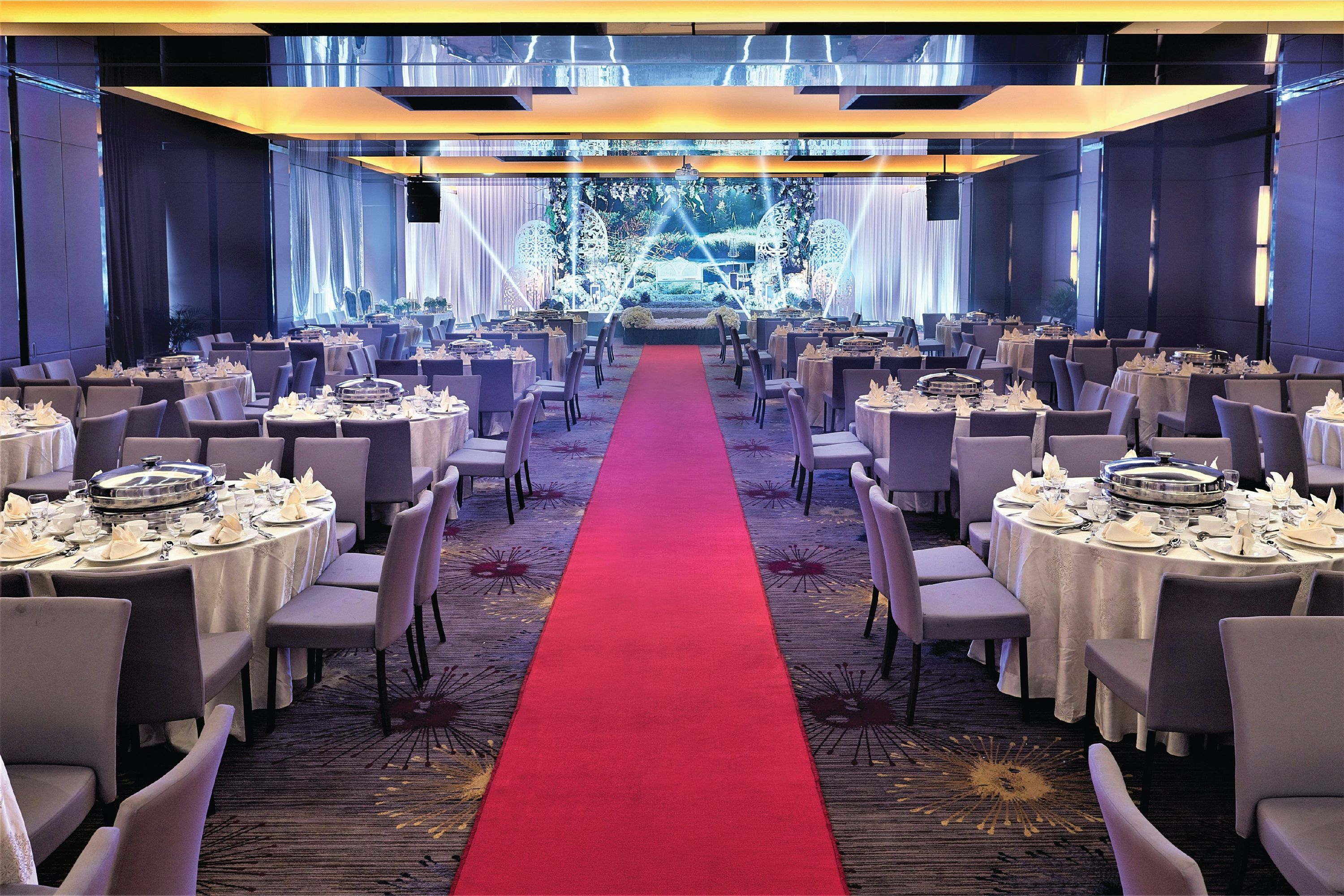 Banquet hall