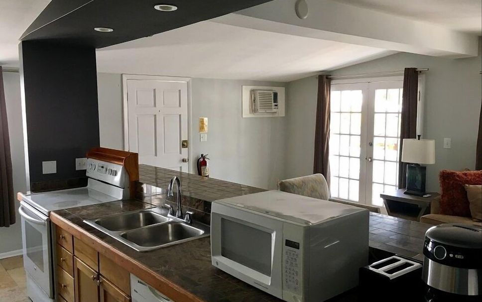 Kitchen Photo