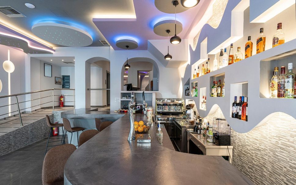 Bar Photo