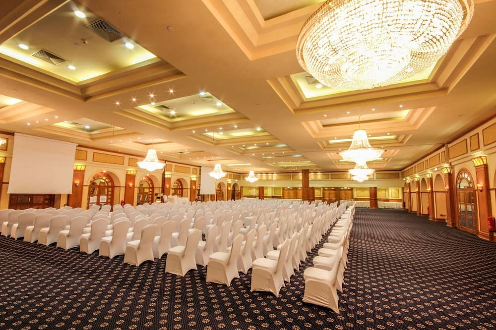Banquet hall