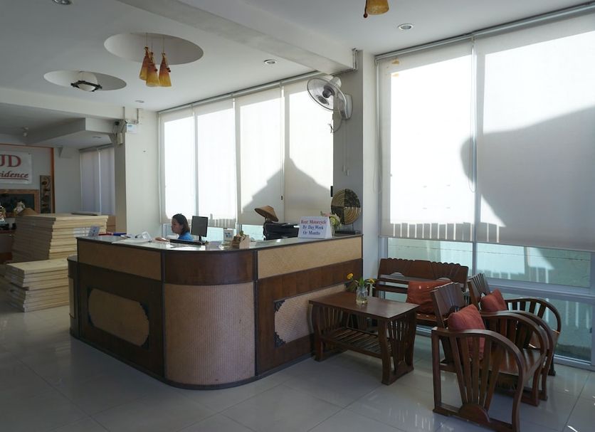 Front desk Photo