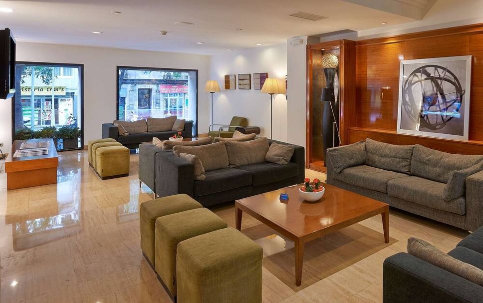 Lounge Photo