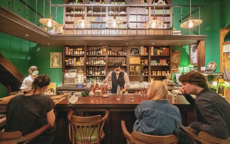 Bar Photo