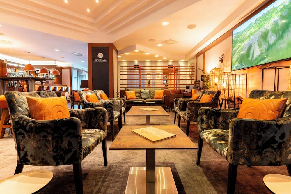 Lounge Photo