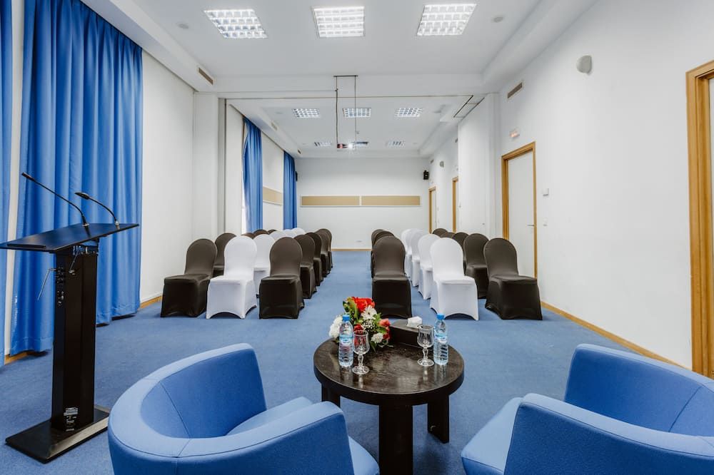 Conference room Photo